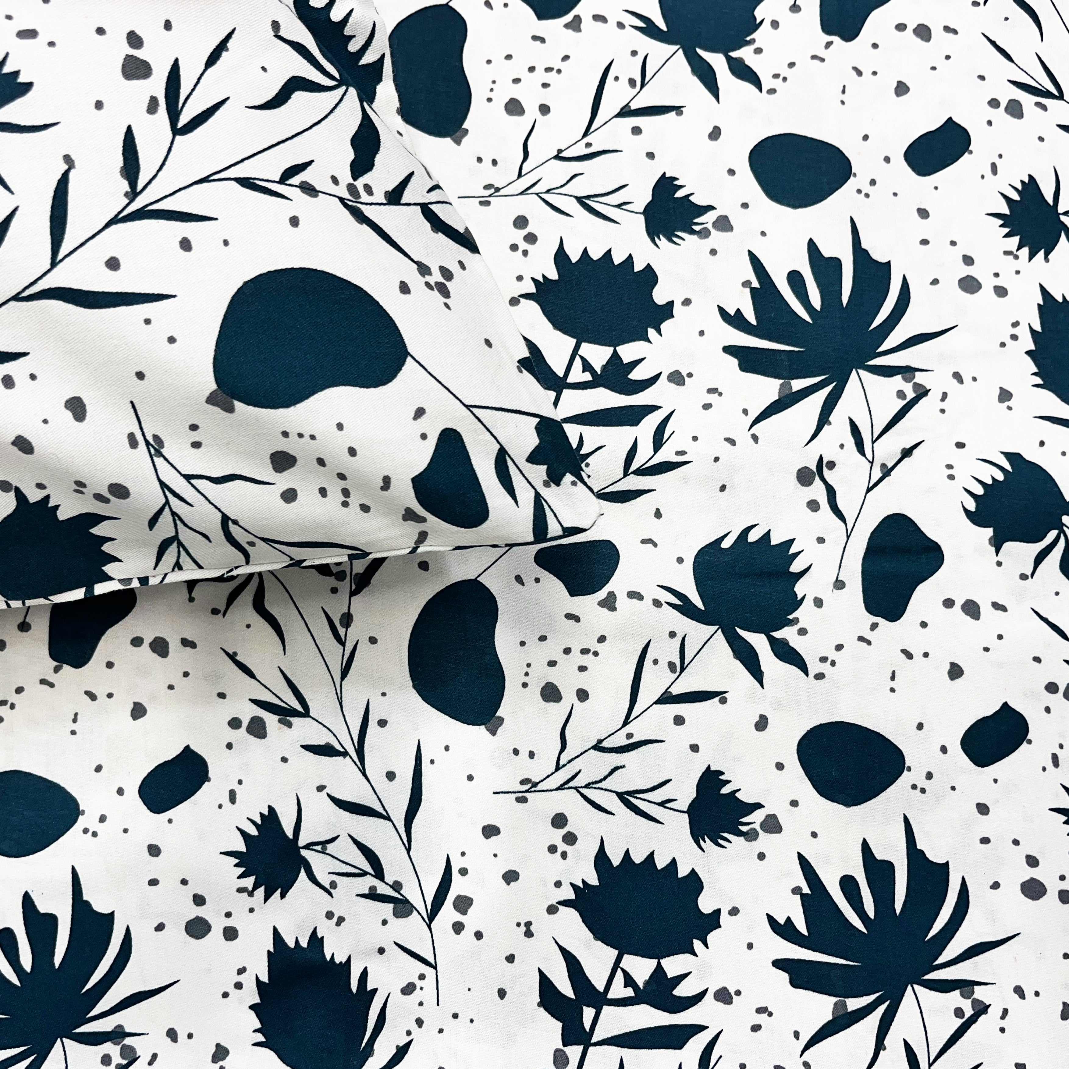 Midnight Blooms, 100% Cotton Double Bedsheet, 180 TC
