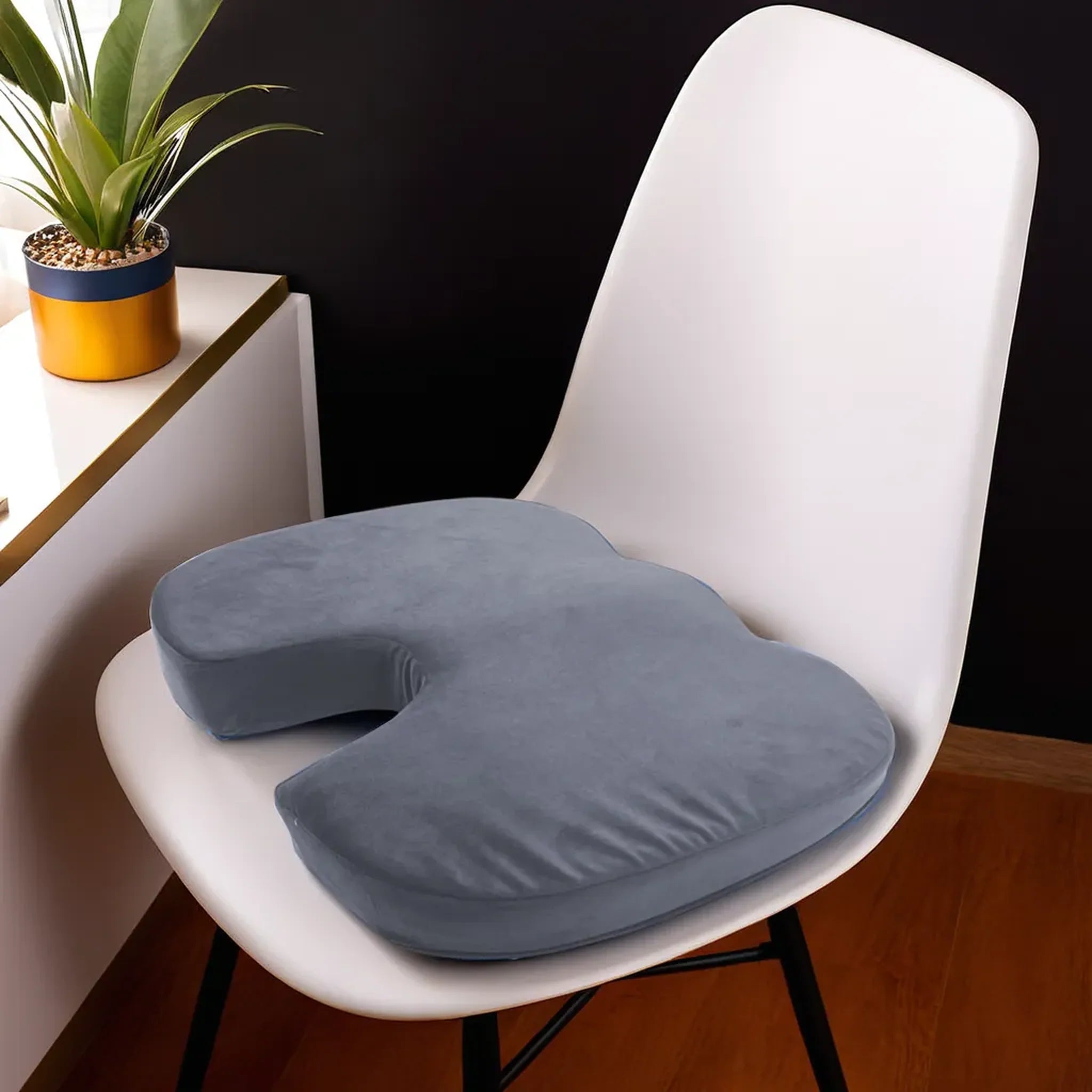 Coccyx Pillow with Ventilated Cooling Gel