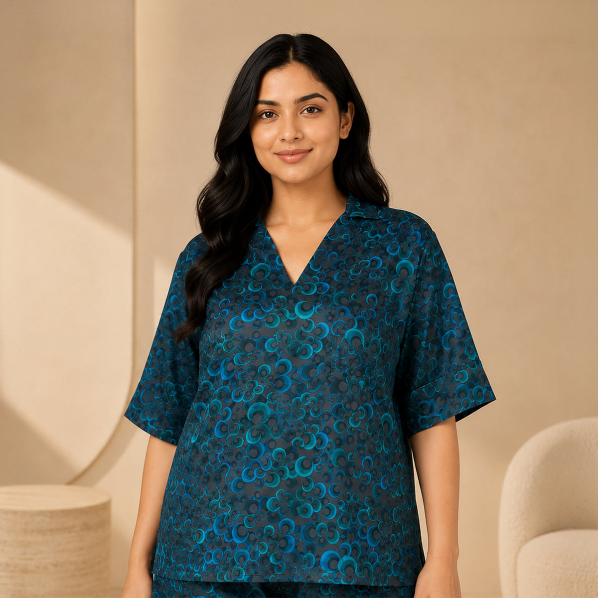 Women’s Black Bubble Print Relaxed V-Neck Top & Shorts Set