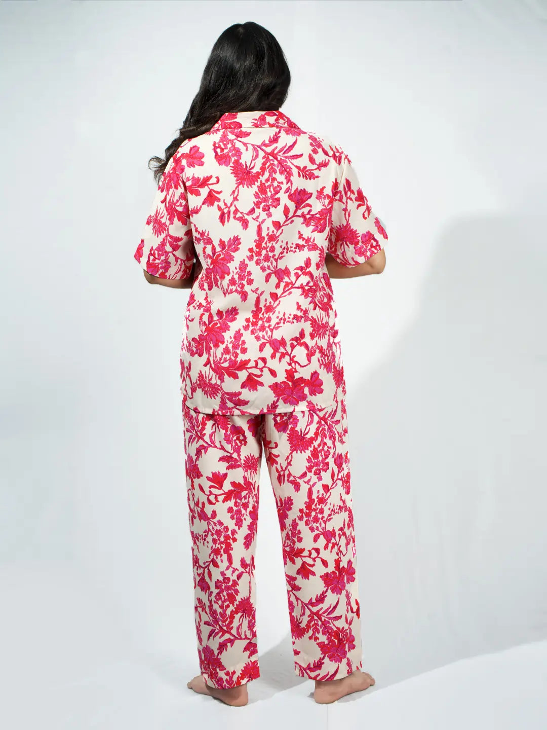 Women’s Hot Pink & Ivory Floral Half Sleeve Shirt & Pajama Set