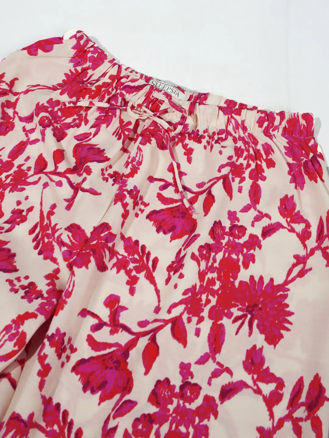 Women’s Hot Pink & Ivory Floral Half Sleeve Shirt & Pajama Set