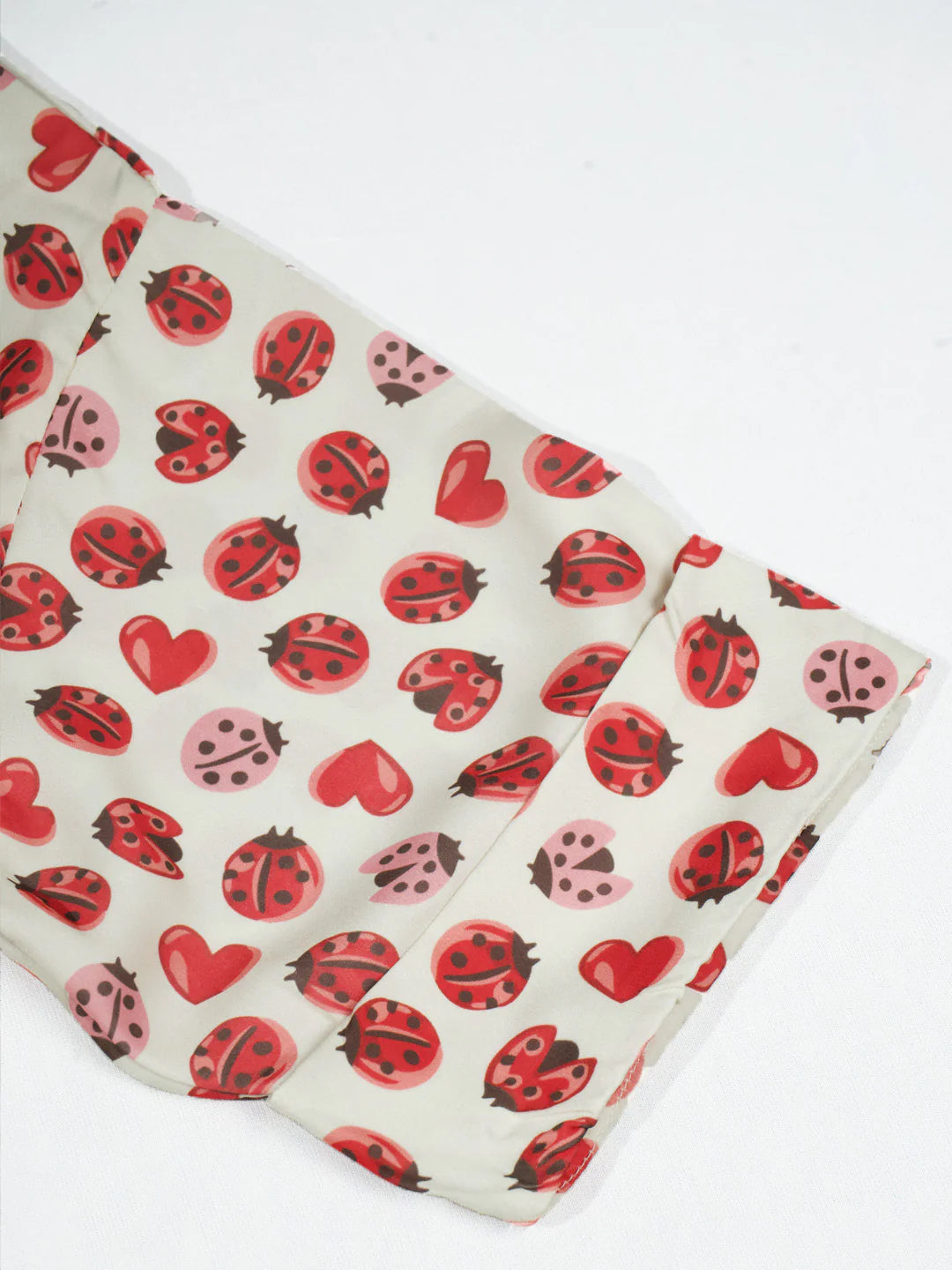 Women’s Lady Bug Printed Relaxed V-Neck Top & Shorts Set