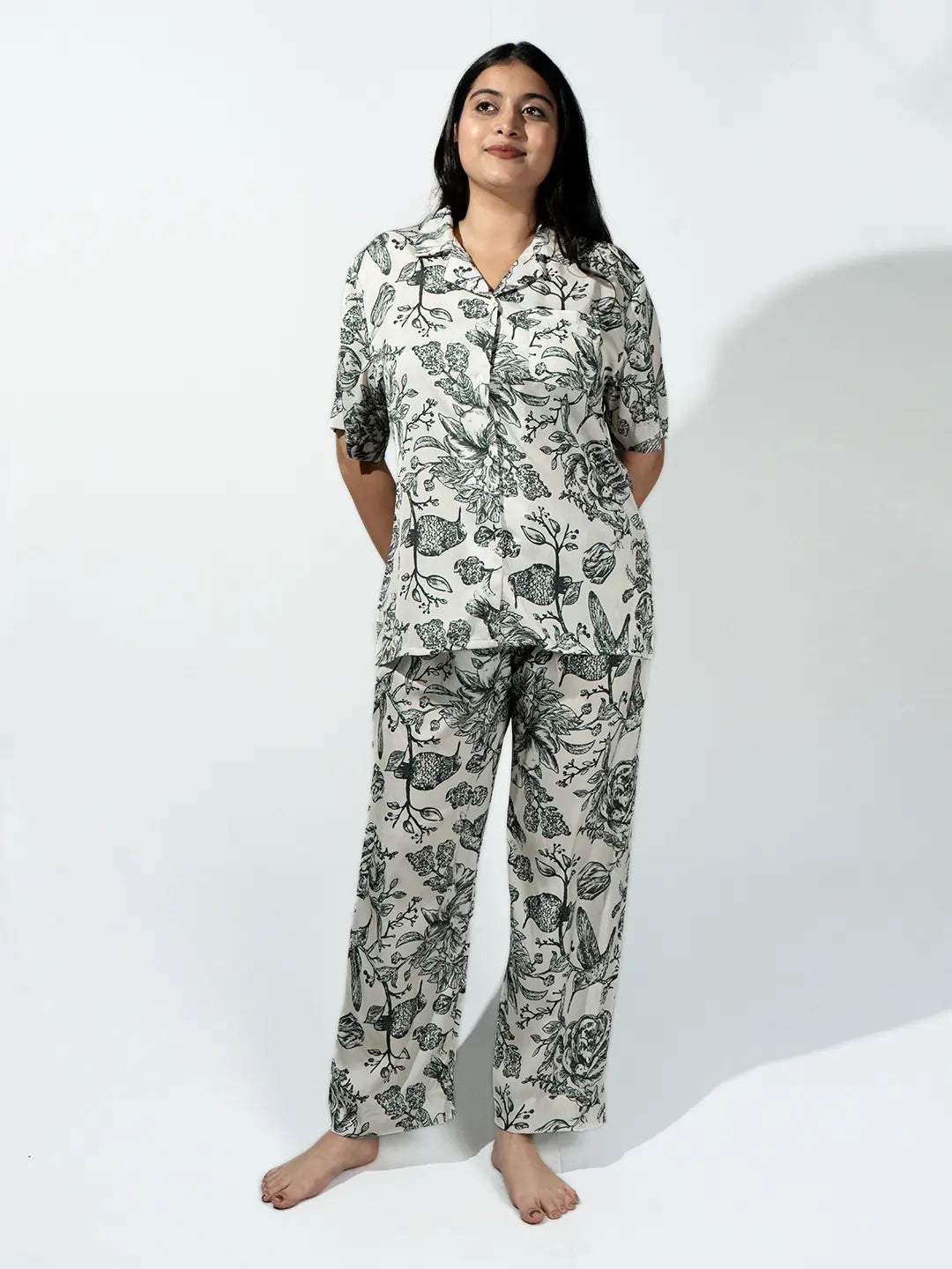 Women’s Monotone Botanic Bird Print Half Sleeve Shirt & Pajama Set