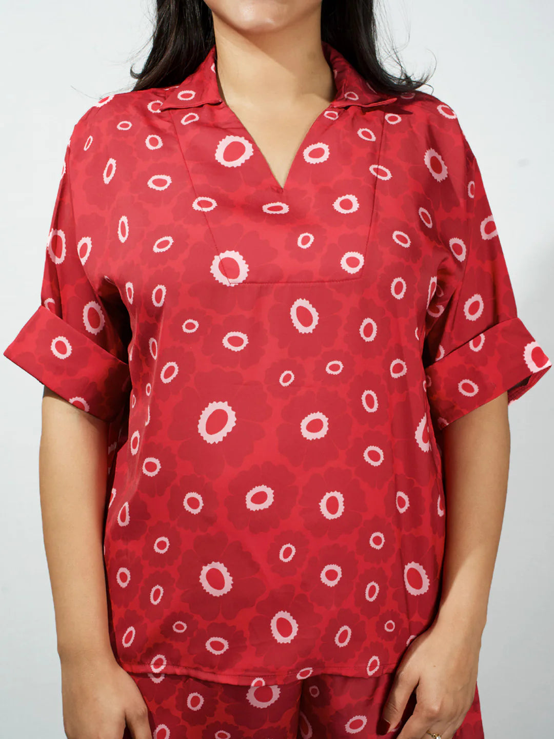 Women’s Red Floral Print Relaxed V-Neck Top & Shorts Set