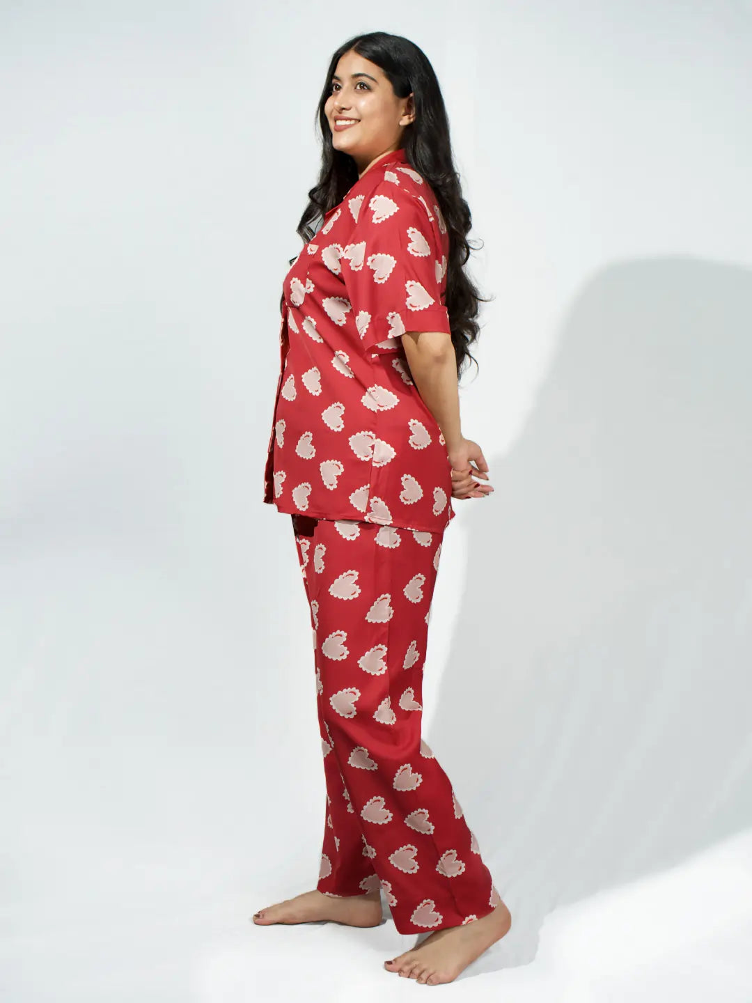 Women’s Red Inverted Scallop Hearts Printed Half Sleeve Shirt & Pajama Set