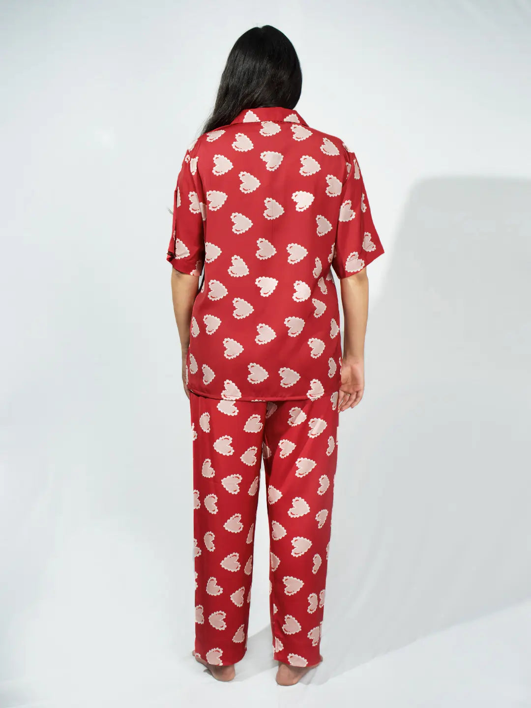 Women’s Red Inverted Scallop Hearts Printed Half Sleeve Shirt & Pajama Set