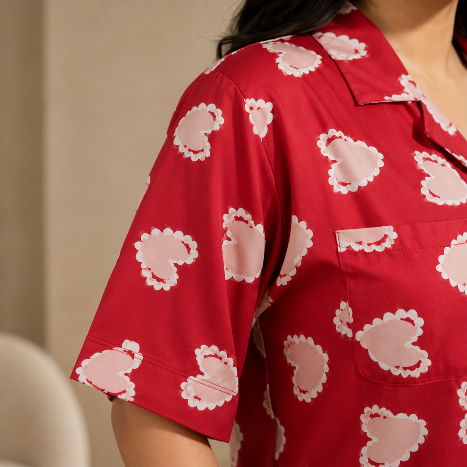 Red Inverted Scallop Hearts Printed