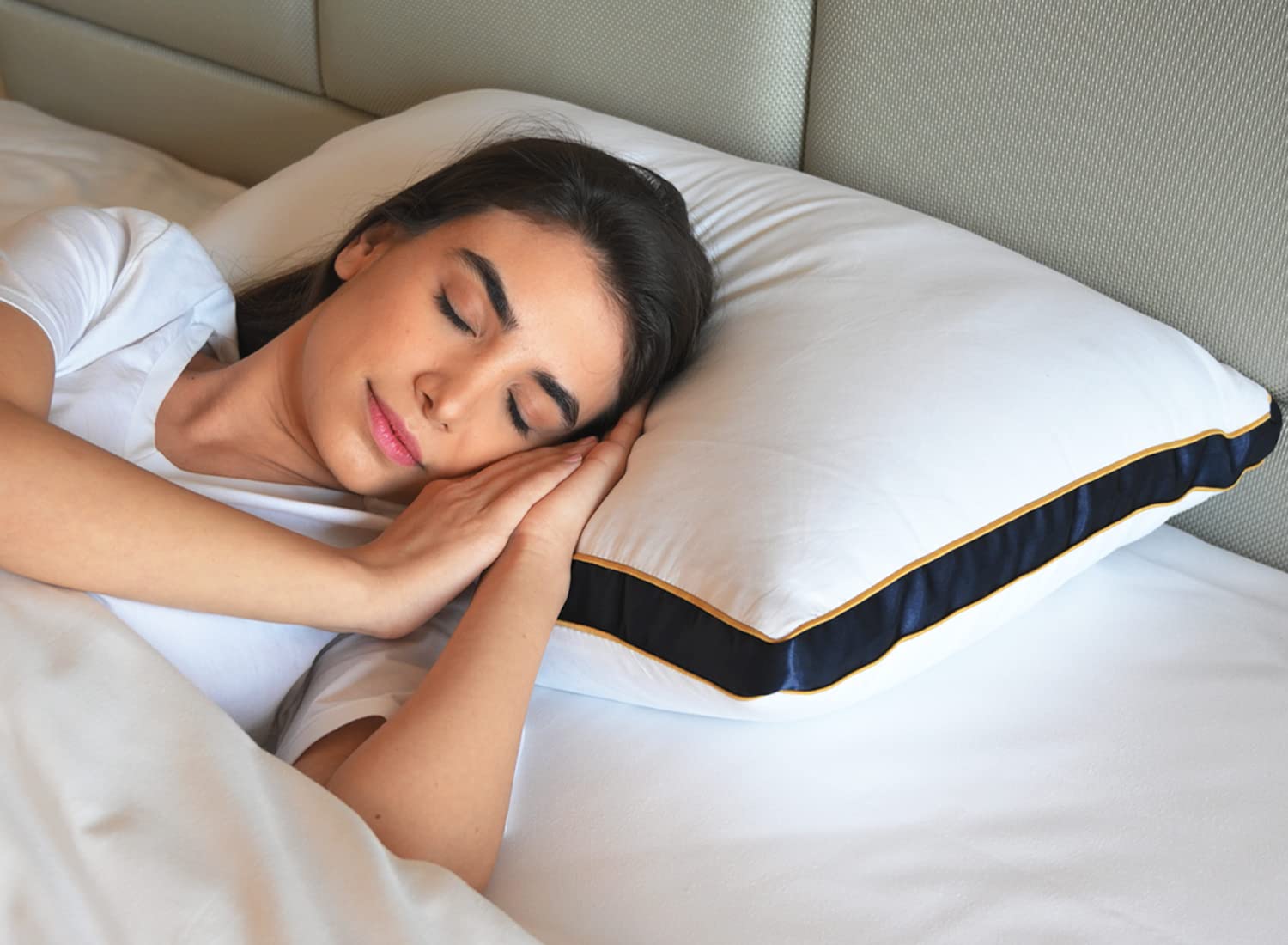 Microfiber Pillow for Sleeping